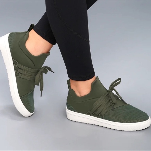 Steve Madden Shoes - Picture 4 of 4